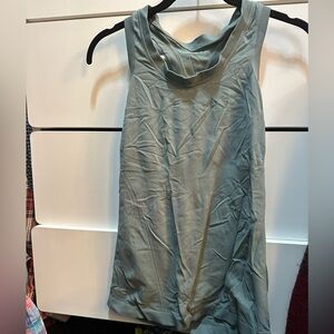 ATHLETA Momentum Tank // Sage // Small